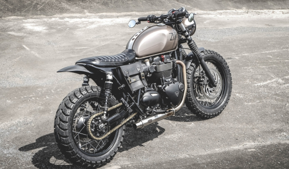 Bụi bặm và nam tính với bản độ Triumph T120 của xưởng ZEUS Custom