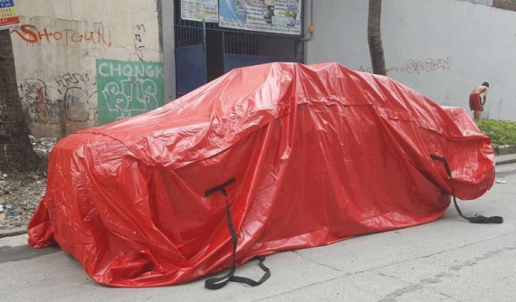 Với chiếc túi xe Chống Lụt này, bạn không phải lo ngại mùa mưa bão nữa