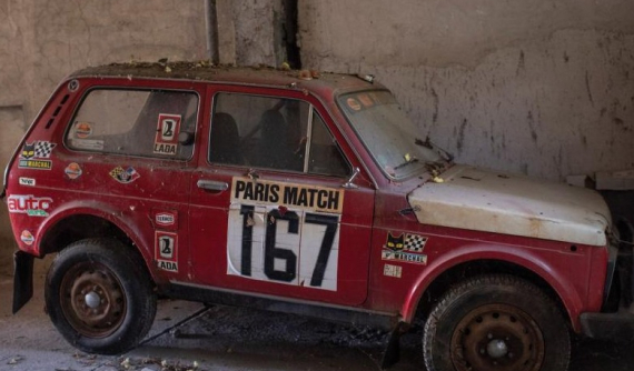 Có mất trí thì mới bỏ ra 2 tỷ Đồng để mua chiếc Lada Niva cũ rích này