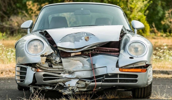 Porsche 959 Komfort hư hỏng ngoại thất được bán với giá gần nửa triệu đô la