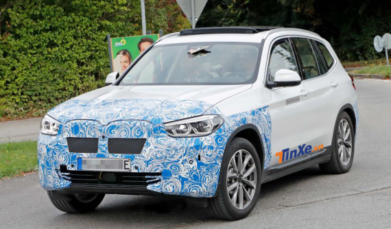 SUV điện BMW iX3 tiếp tục lộ ảnh chạy thử