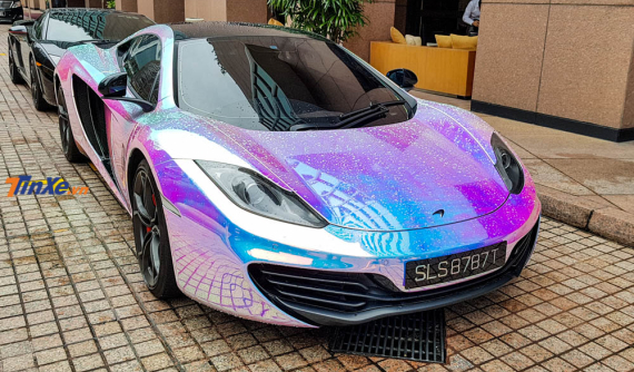 Đánh giá nhanh McLaren MP4-12C đổi màu như "tắc kè hoa" của giới nhà giàu Singapore