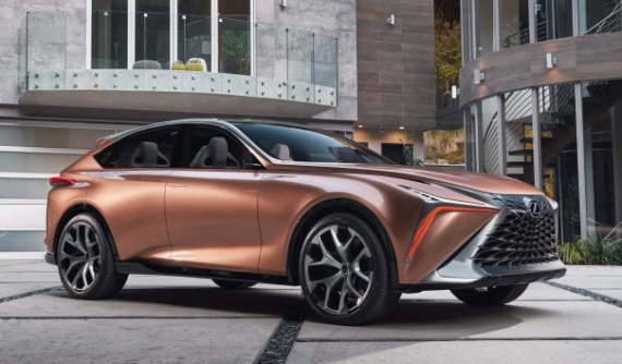Lexus úp mở hình ảnh về một mẫu xe hạng sang mới, khả năng là LF-1 bản thương mại