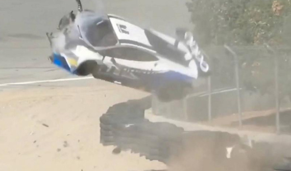 Thêm một vụ tai nạn kinh hoàng của siêu xe đua Lamborghini Huracan Super Trofeo