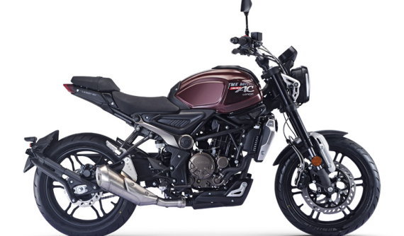 Hãng xe Trung Quốc Loncin cho ra mắt chiếc xe mang kiểu dáng của Honda CB300R