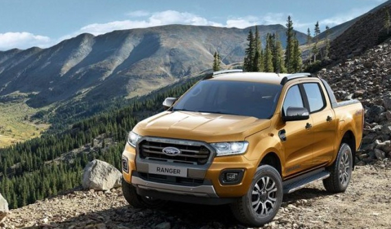 Ford Ranger mới ra mắt với nhiều nâng cấp, trang bị động cơ mới