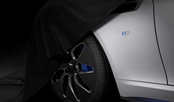 Aston Martin Rapide E úp mở hình ảnh đầu tiên, sở hữu công suất trên 600 mã lực