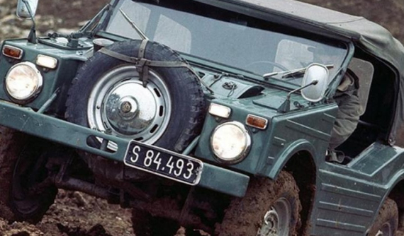 Quên Cayenne và Macan đi, đây mới là mẫu xe off-road đầu tiên của Porsche