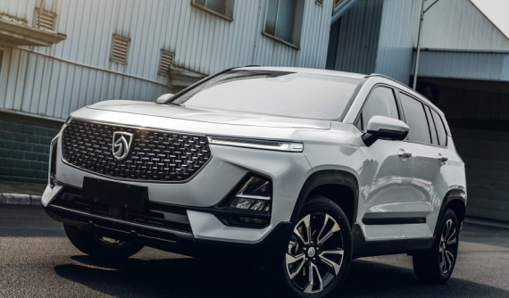 Baojun CN210S - SUV Trung Quốc với thiết kế thời trang