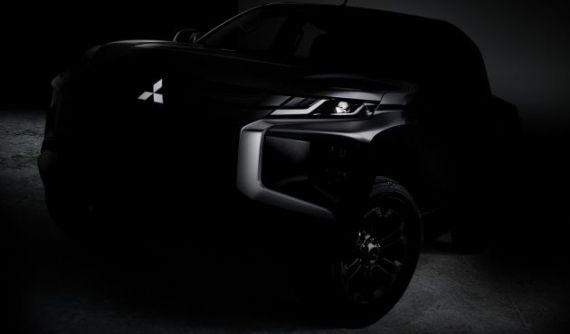 Mitsubishi Triton mới lộ diện với đầu xe tương tự Xpander