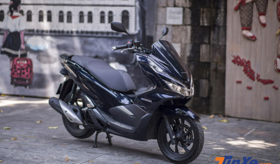 Cảm nhận ban đầu Honda PCX 150 Hybrid - Xe tay ga tích hợp động cơ điện, mạnh mẽ hơn, tiết kiệm hơn