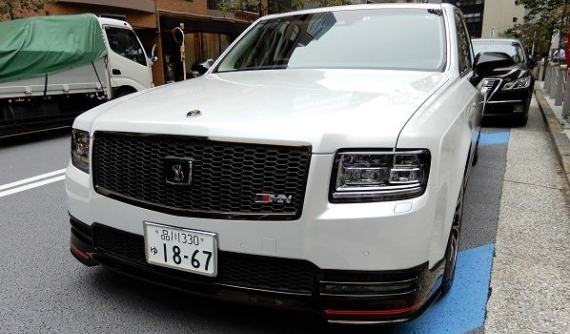 Chủ tịch Toyota được đưa đón bằng phiên bản thể thao mới của "Rolls-Royce Nhật Bản"