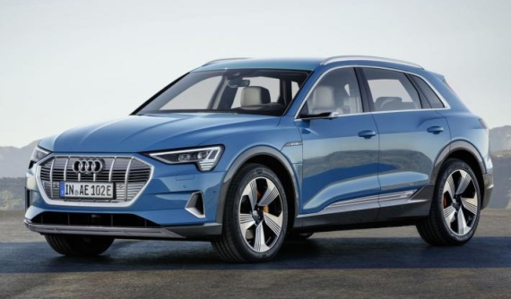 Vừa ra mắt, Audi e-tron đã có hơn 10.000 đơn đặt hàng trước