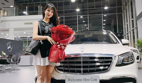 Mới bán Porsche Panamera, Diệp Lâm Anh tậu ngay Mercedes-Maybach S450 hơn 7 tỷ đồng