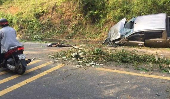 Hà Tĩnh: Xe bán tải Ford Ranger đâm vào vách núi, 1 người tử vong tại chỗ