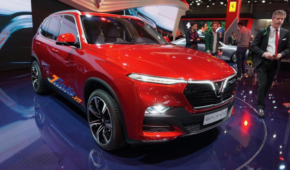 Cận cảnh VinFast LUX SA2.0 "bằng xương bằng thịt" tại triển lãm ô tô Paris 2018