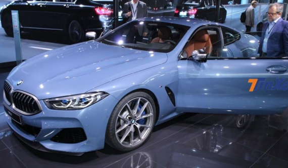 Sau bao tháng ngày chờ đợi, BMW 8-Series chính thức ra mắt công chúng ở Paris 2018