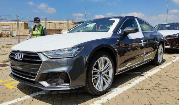 “Hàng hiệu” Audi A7 Sportback 2018 bất ngờ cập cảng Việt Nam