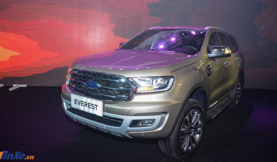 Ford Everest 2018 mới tháng đầu đã đạt doanh số 541 xe, đe dọa Toyota Fortuner
