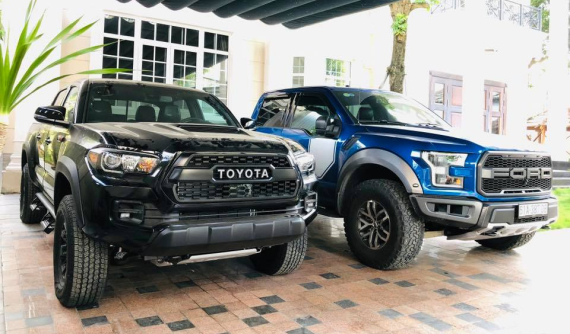 Sau "khủng long" Ford F-150 Raptor, người mê xe tại Sài thành tậu tiếp Toyota Tacoma