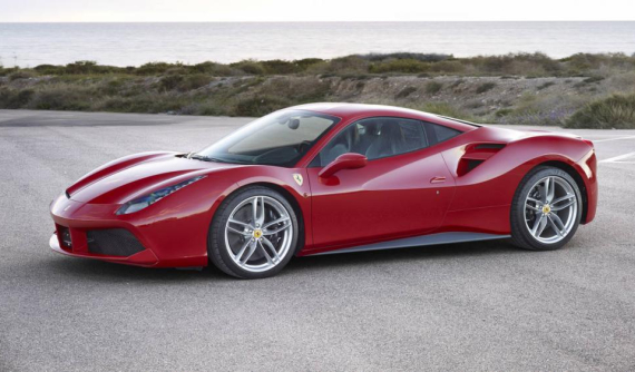 Lái siêu xe Ferrari 488 đưa con đi học, ông bố bị giáo viên và phụ huynh của lớp tẩy chay