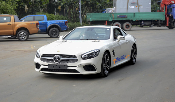 Các mẫu xe mới ùn ùn đổ về Triển lãm Ô tô Việt Nam 2019 trước giờ khai mạc