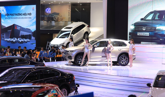 VMS 2018: Touareg 2019 tỏa sáng tại gian hàng của Volkswagen