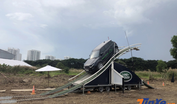 Jaguar Land Rover mang offroad chuyên nghiệp đến VMS 2018