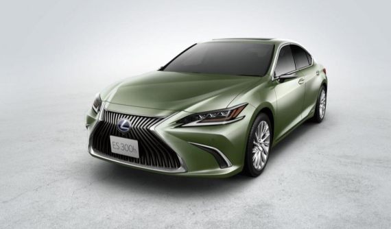 Xế sang Lexus ES 2019 ra mắt Nhật Bản với camera kỹ thuật số thay cho gương chiếu hậu
