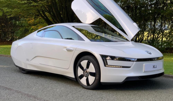 Volkswagen XL1 - Xe siêu tiết kiệm với chỉ 0,9 lít/100 km được mang bán đấu giá dưới 3,5 tỷ Đồng