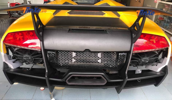Lamborghini Murcielago LP640 mui trần độc nhất Việt Nam tại Gia Lai chuẩn bị "lột xác" qua bản độ hiếm có