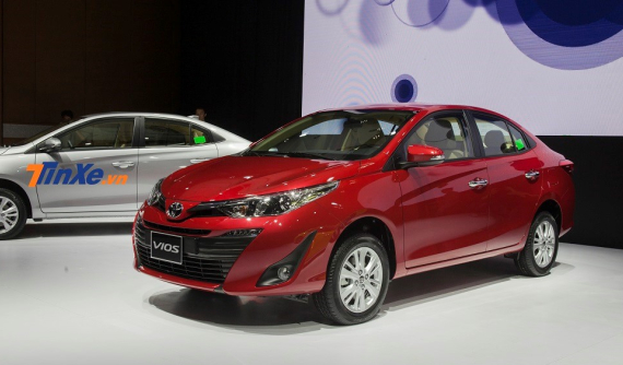 Sắm Toyota Vios dịp cuối năm, khách hàng Việt được tặng 2 năm bảo hiểm