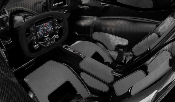 "Vũ khí tối thượng" Aston Martin Valkyrie lần đầu tiên lộ nội thất