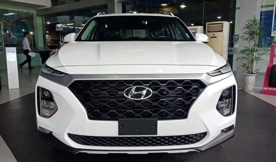 Đã có mặt ở đại lý, Hyundai Santa Fe 2019 bản lắp ráp tại Việt Nam lần đầu lộ nội thất