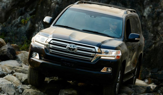Toyota Land Cruiser 2019 trình làng với... 28 cửa gió điều hòa rải khắp nội thất