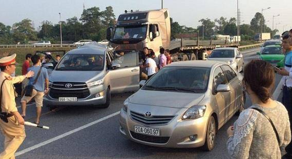 Vụ container đâm Innova lùi trên cao tốc: TAND Tối cao sẽ kiểm tra lại vụ án