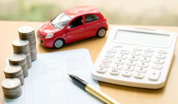 Tại sao ô tô khuyến mại giảm giá nhưng vẫn không rẻ như mong đợi?