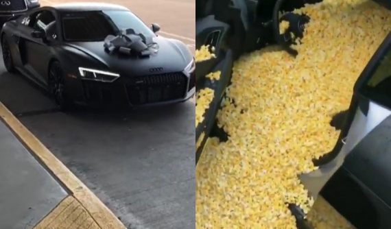 Cầu thủ bóng rổ "méo mặt" khi chiếc siêu xe Audi R8 của mình bị đổ đầy bỏng ngô bên trong