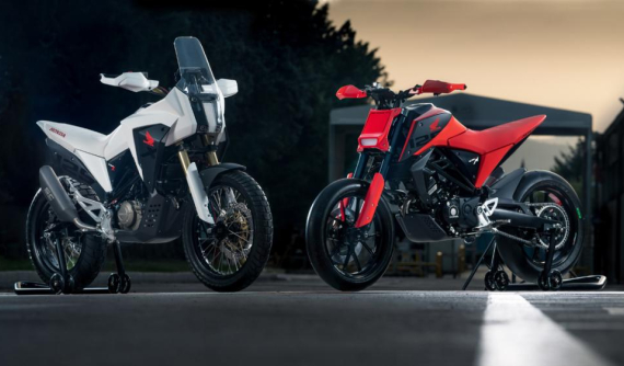 Honda khoe bộ đôi naked bike và ADV 125cc siêu chất tại EICMA 2018