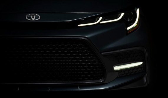 Diện kiến sớm Toyota Corolla Sedan 2020 với thiết kế đầu xe táo bạo hơn