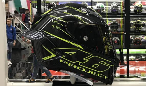 Hãng mũ bảo hiểm đình đám AGV cho ra mắt tai nghe Bluetooth ARK nhỏ gọn, tiện lợi