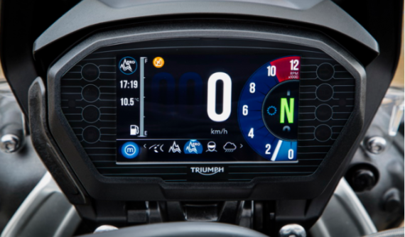 Xe Triumph "thông minh" hơn với công nghệ kết nối TFT cực xịn