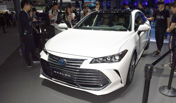 Toyota Avalon 2019 đặt chân đến châu Á với thiết kế thay đổi nhẹ