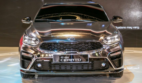Kia Cerato 2019 cập bến Đông Nam Á với "bộ cánh" mạ crôm sáng lóa mắt