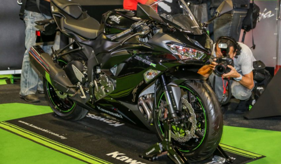 Sport bike Kawasaki ZX-6R 2019 ra mắt Đông Nam Á, giá 445 triệu đồng