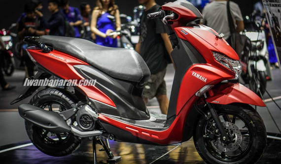 Đánh giá nhanh xe Yamaha FreeGo 125: Đầu đẹp, đuôi xấu, giá 29,9 triệu đồng