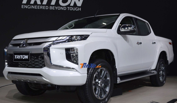 Cận cảnh thiết kế của xe bán tải Mitsubishi Triton 2019 ngoài đời thực