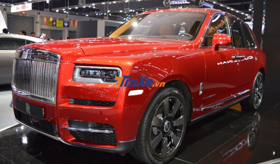 Cận cảnh Rolls-Royce Cullinan sắp ra mắt tại Việt Nam đang được trưng bày ở Thái Lan