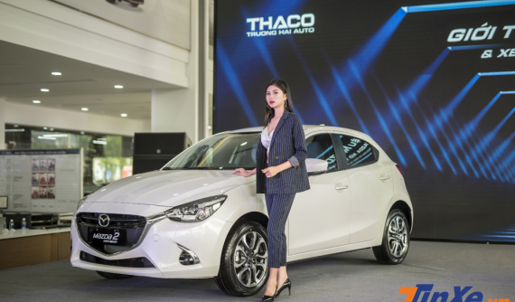 Video "soi" chi tiết Mazda2 2018 phiên bản nhập khẩu nguyên chiếc tại Việt Nam