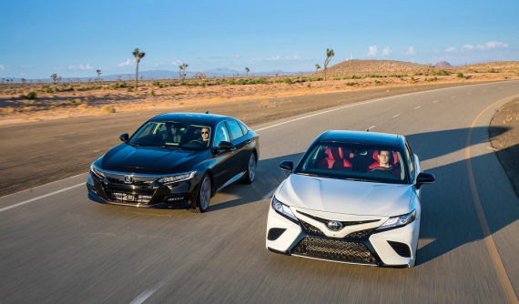 Khách hàng quay lưng với xe sedan, đến Honda và Toyota cũng "không chịu được nhiệt"